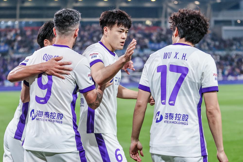 美加墨三国携手举办世界杯 赛场激情四溢 聚焦足球新纪元